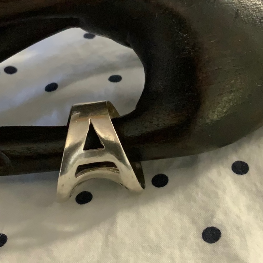 Vintage 925 Sterling Silver. Size 8 - Picture 2 of 10